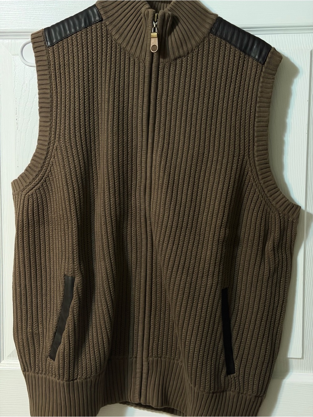 National Geographic Men's Brown Ribbed Zip-Up Vest with Dark Shoulder Trim